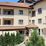 호텔 Asti Arthotel 시네모레츠