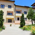 Asti Arthotel 시네모레츠