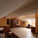 Asti Arthotel 3* 시네모레츠