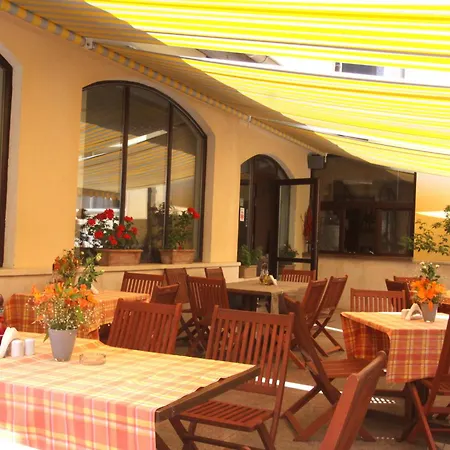 Asti Arthotel 호텔