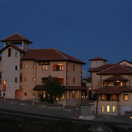 Asti Arthotel Hotel 3*