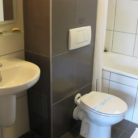 Asti Arthotel Hotel Sinemoretz