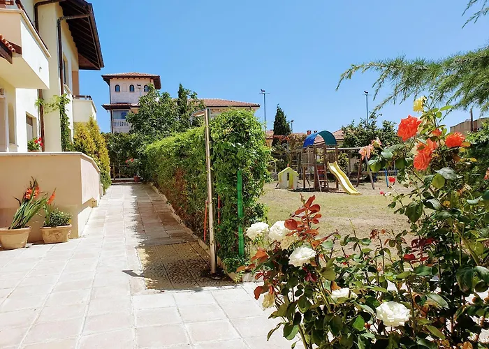 Asti Arthotel Hotel 3*